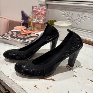 Chanel Glossy Black Women's Heels